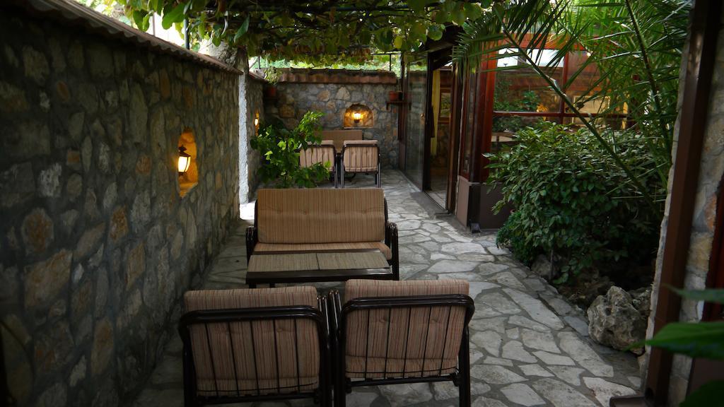 Hotel Ambiente Ποντγορίτσα Εξωτερικό φωτογραφία