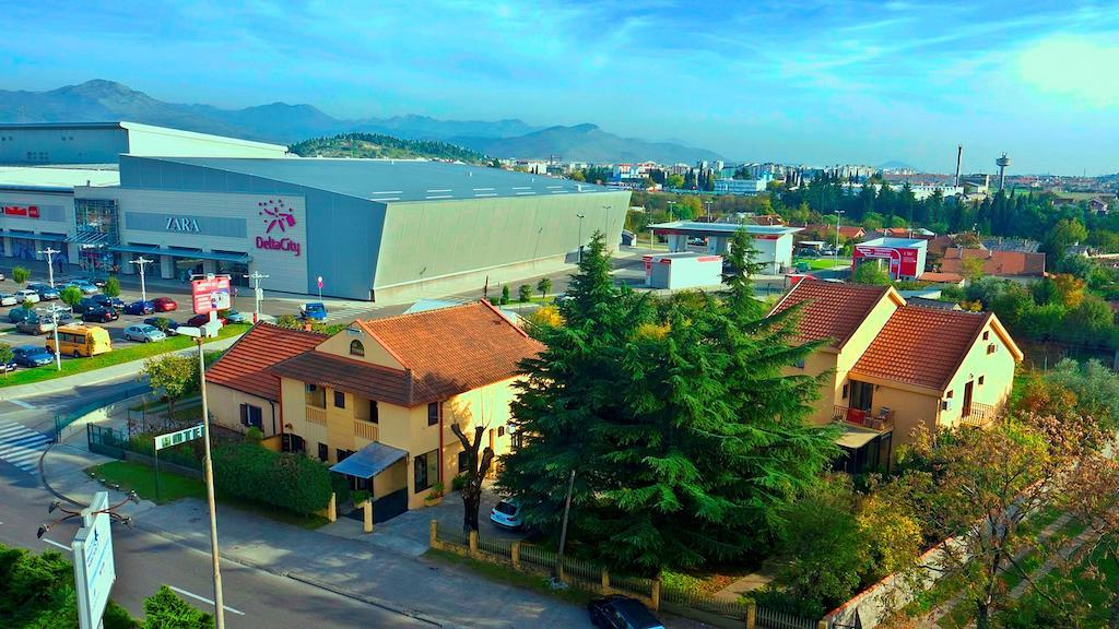 Hotel Ambiente Ποντγορίτσα Εξωτερικό φωτογραφία
